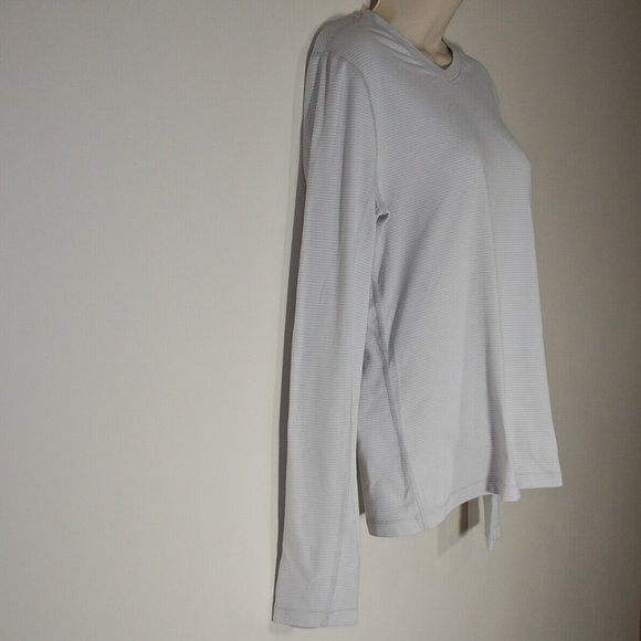 Lululemon Speed V-Neck Long Sleeve Top - Picture 3 of 6